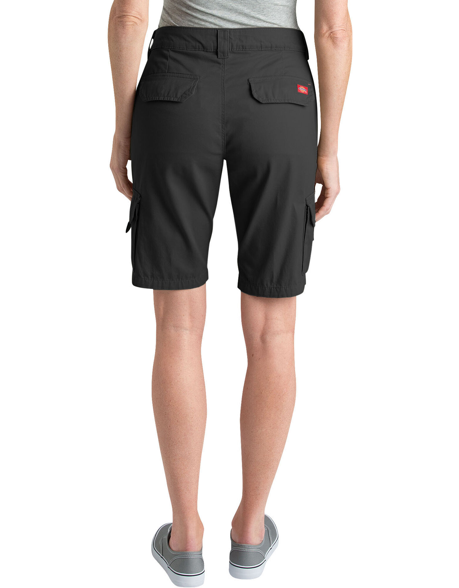 cargo shorts with big pockets