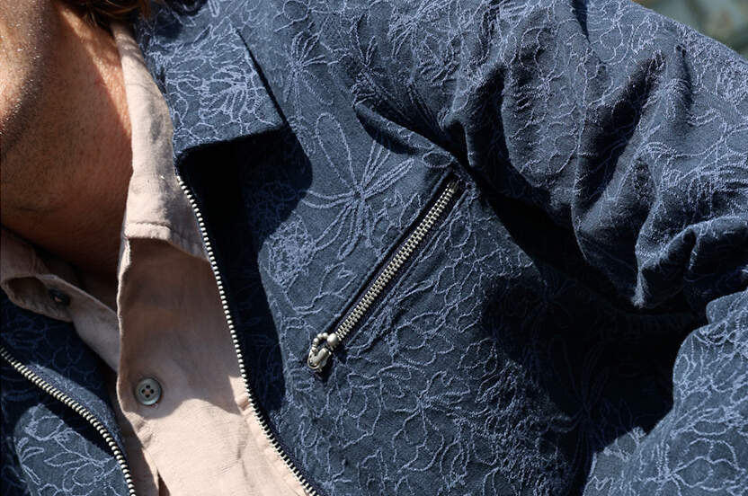 Dickies jacket detailing with zip pocket