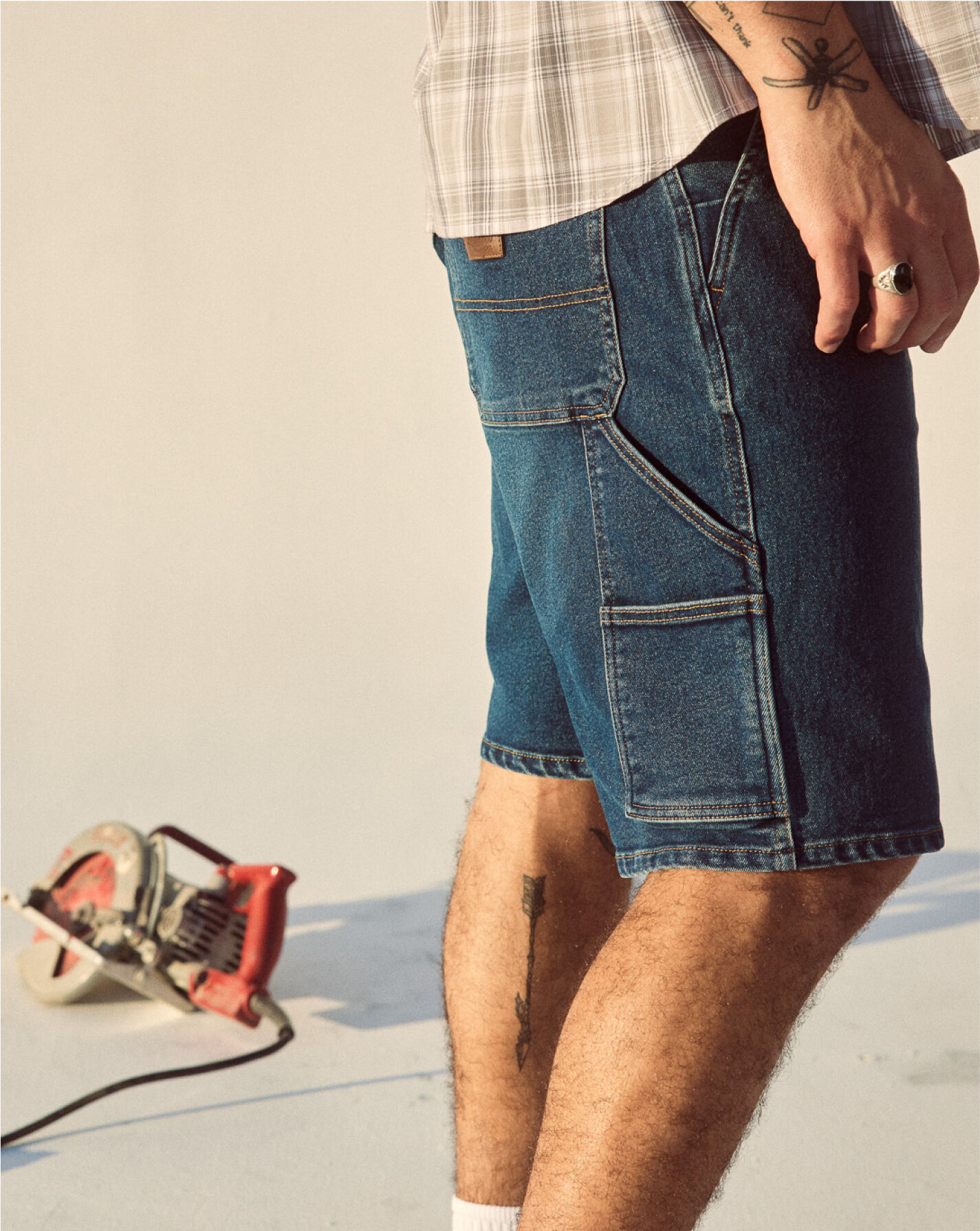 【DISCERNMENT】Toonie Denim Three Quarter Bermuda Pants DISCERNMENT (ディーサーメント) - トゥーニーデニム7分丈