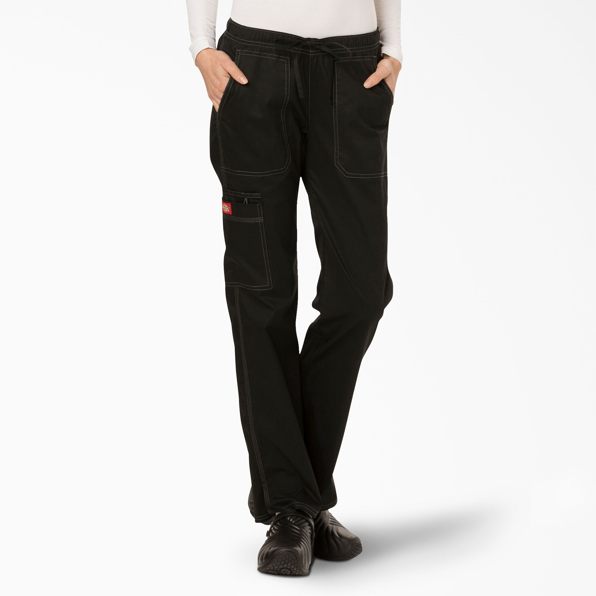 nike utility cargo joggers