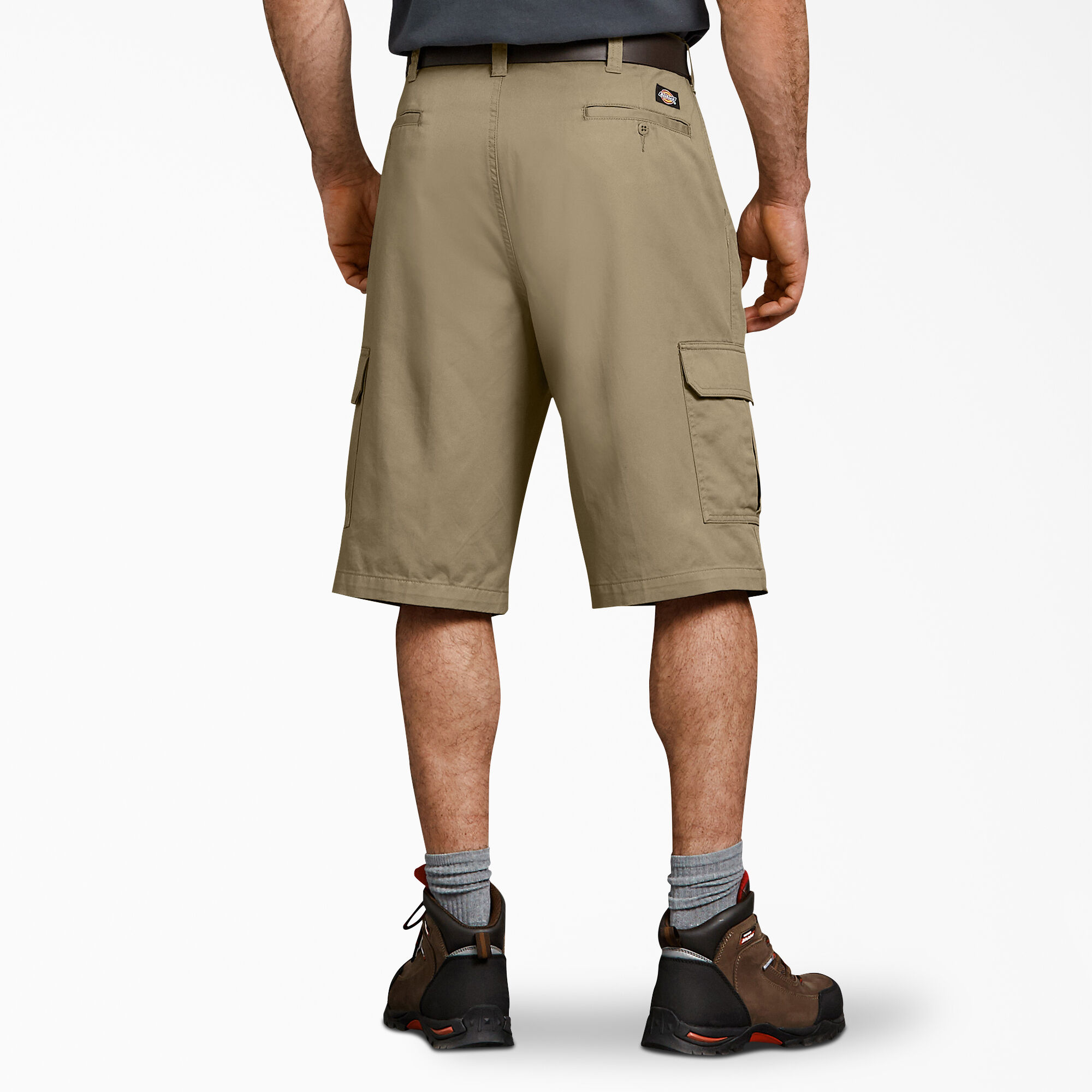 mens cargo shorts relaxed fit