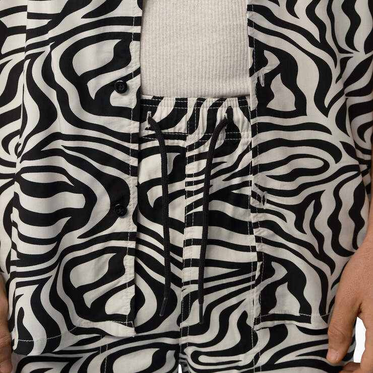 Zebra Print Modern Fit Drawstring Shorts, 6" - Black/White (BKWH) image number 5