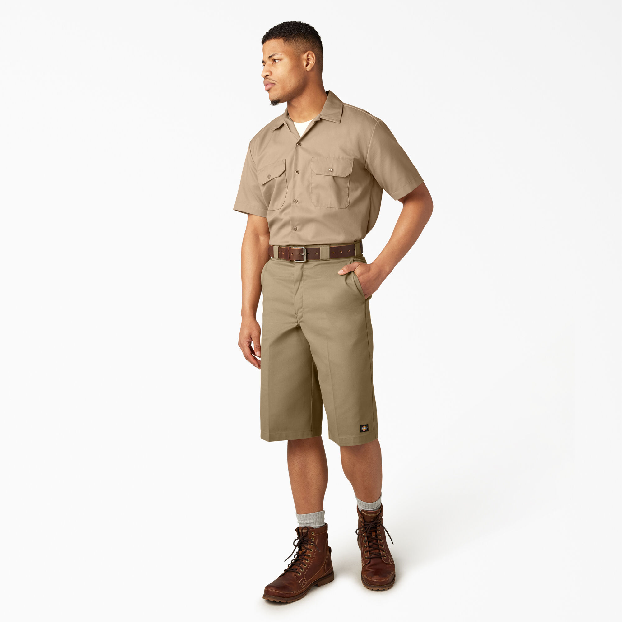 Men s 15 Loose Fit Multi Use Pocket Work Shorts Dickies US