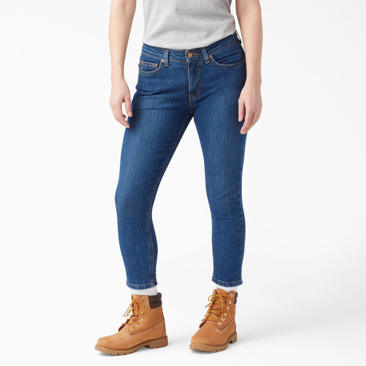 Women&#39;s Perfect Shape Skinny Fit Jean Capri - Stonewashed Indigo Blue &#40;SNB&#41;