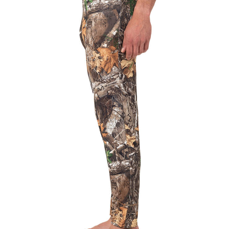 Men's Realtree Camo Mid weight Performance Workwear Thermal Underwear Pants - REALTREE EDGE (RE9) image number 3