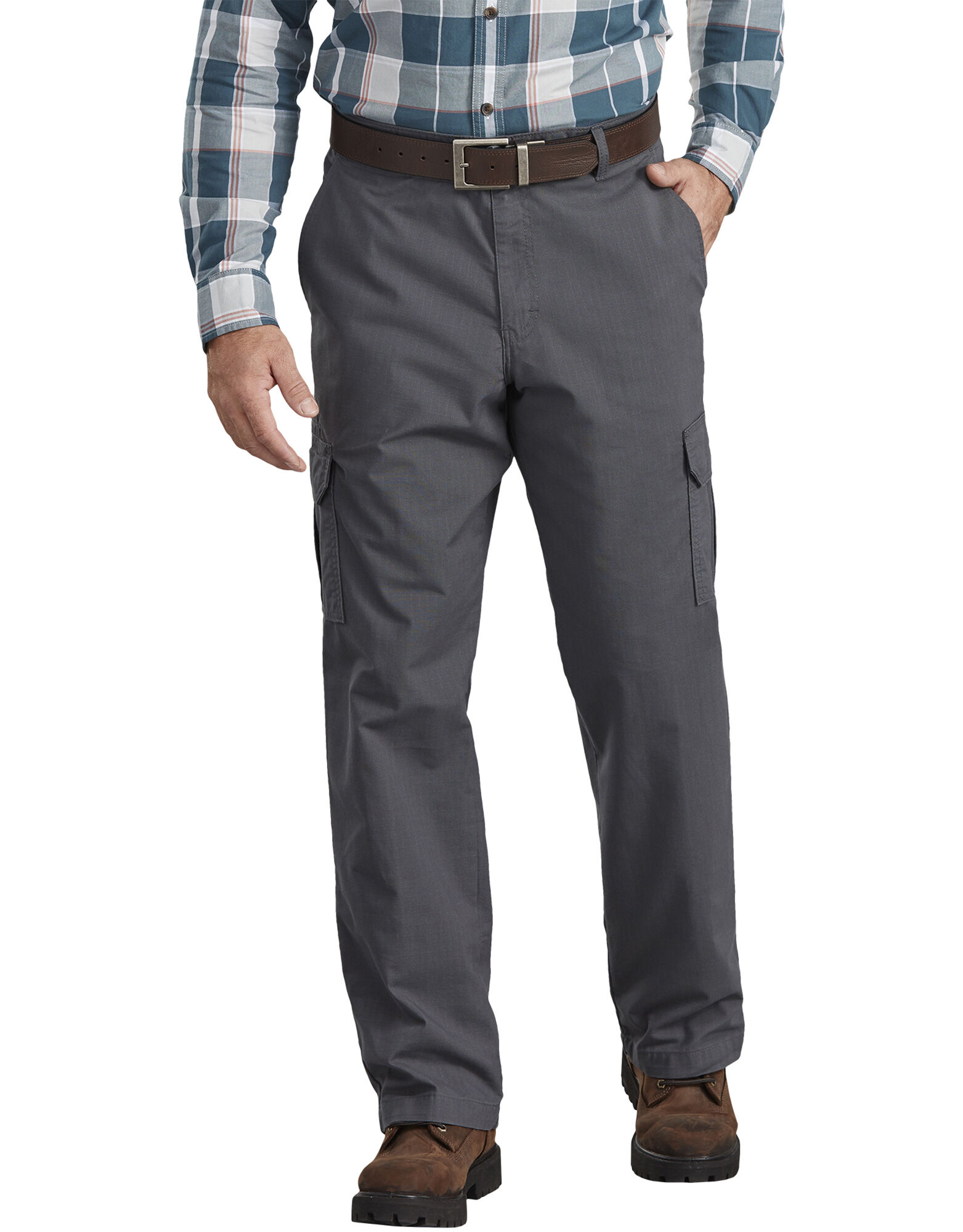 charcoal gray cargo pants