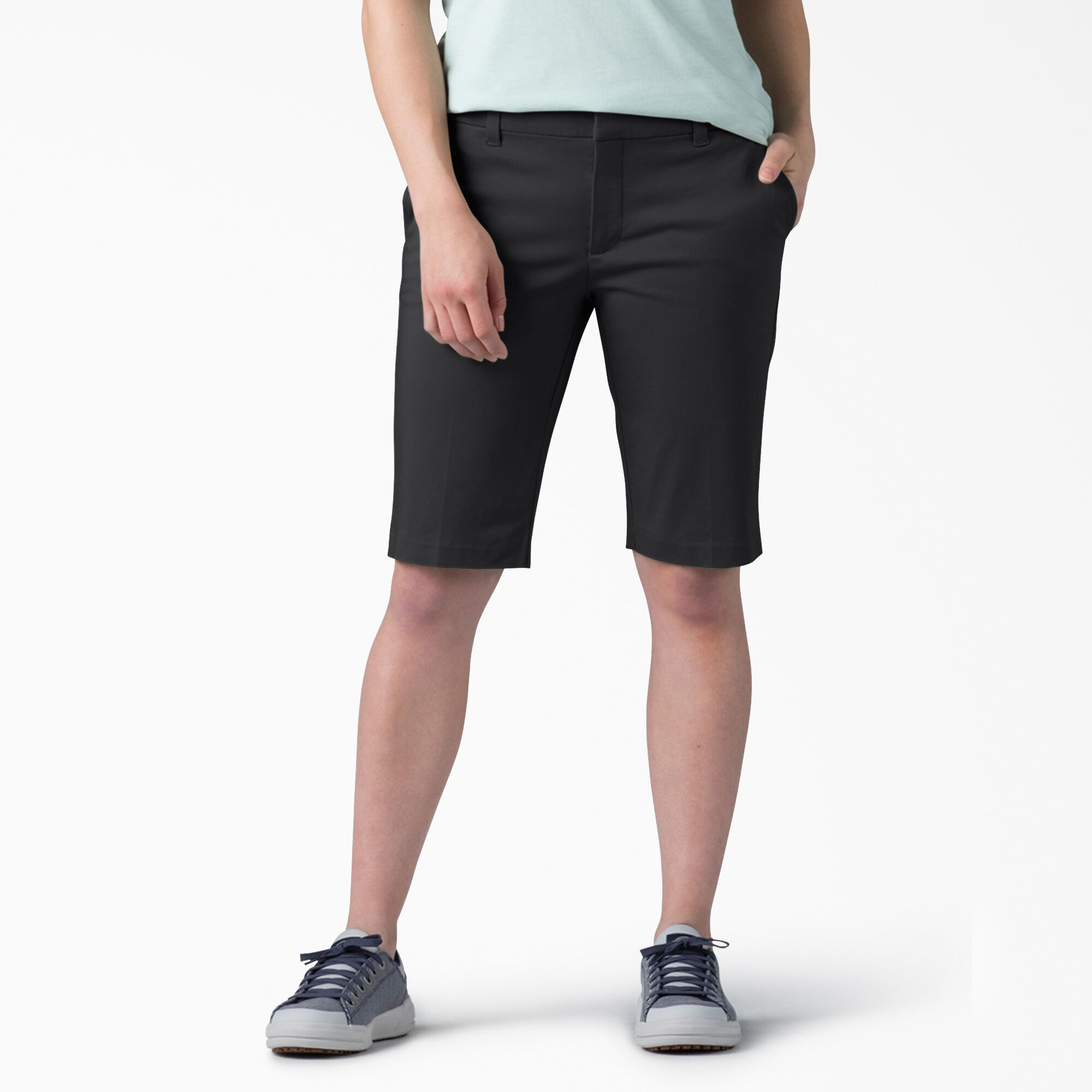 Women s Perfect Shape Straight Fit Bermuda Shorts 11