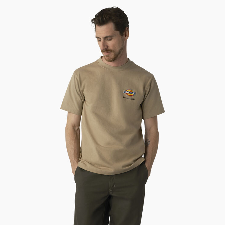 Dickies Skateboarding Regular Fit Chest Logo T-Shirt - Desert Sand &#40;DS&#41;