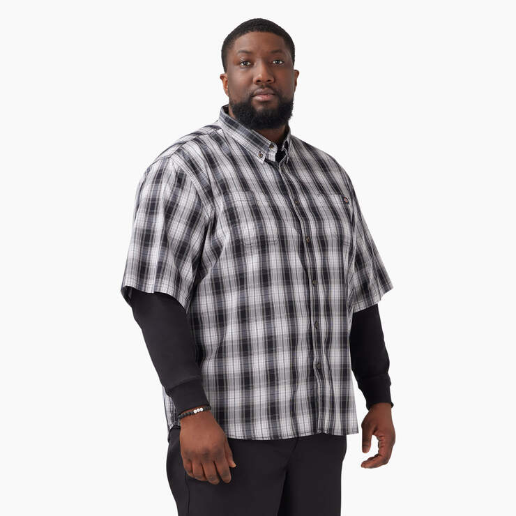 Short Sleeve Woven Shirt - Black/Alloy Plaid (KPY) image number 8