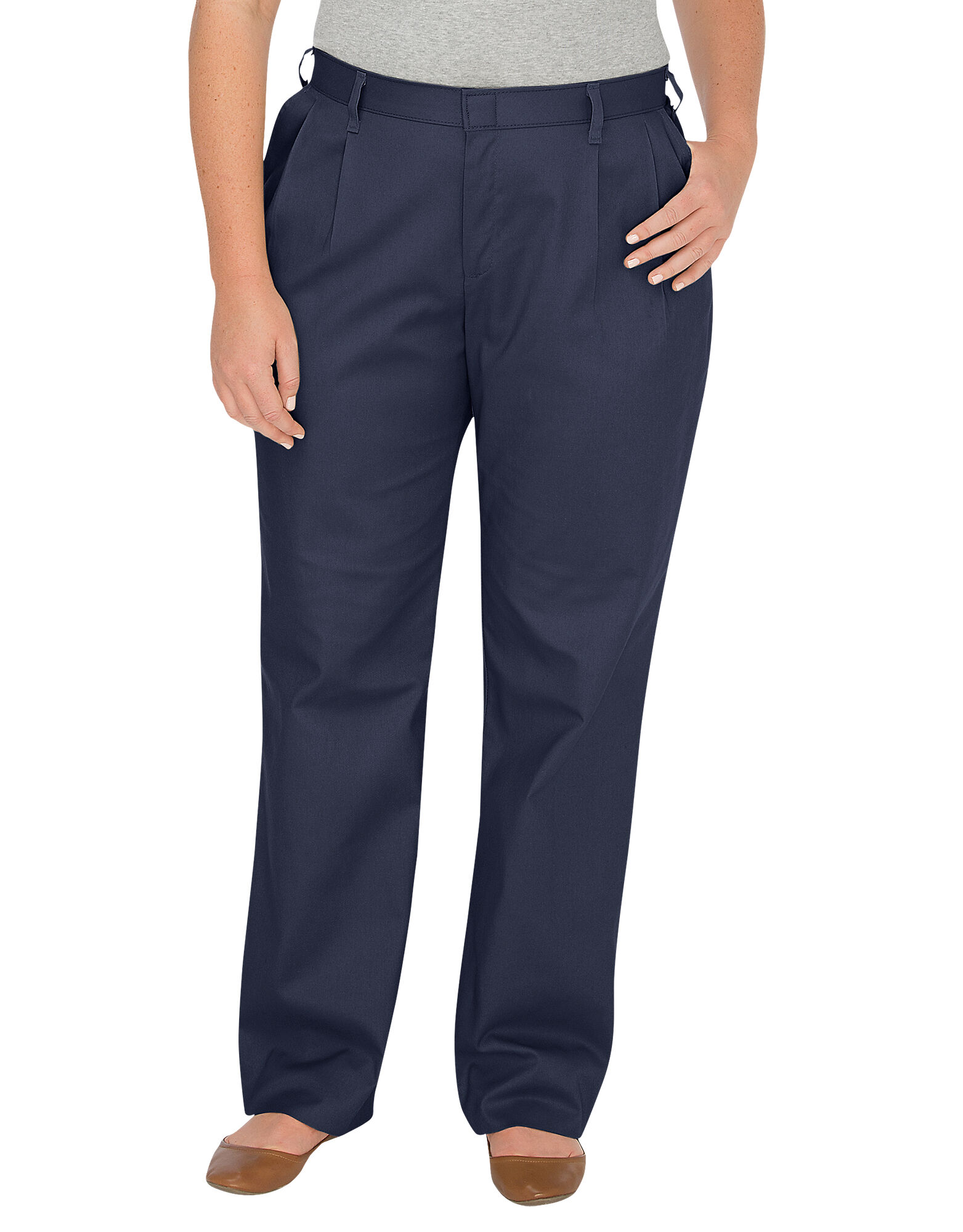 Women's Relaxed Fit Straight Leg Pleated Front Pants (Plus) | Dickies