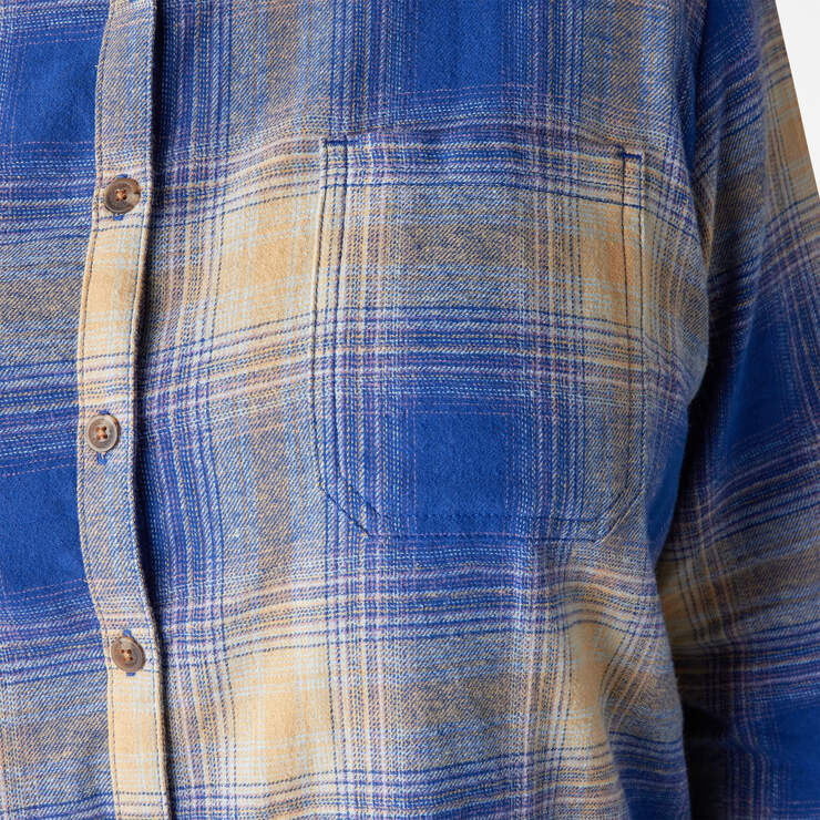 Women's Plus Long Sleeve Plaid Flannel Shirt - Surf Blue/Fireside Ombre Plaid (C1J) image number 8