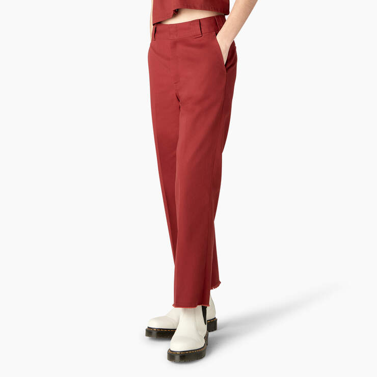 Women's Regular Fit Cropped Pants - Fired Brick (IK9) image number 3