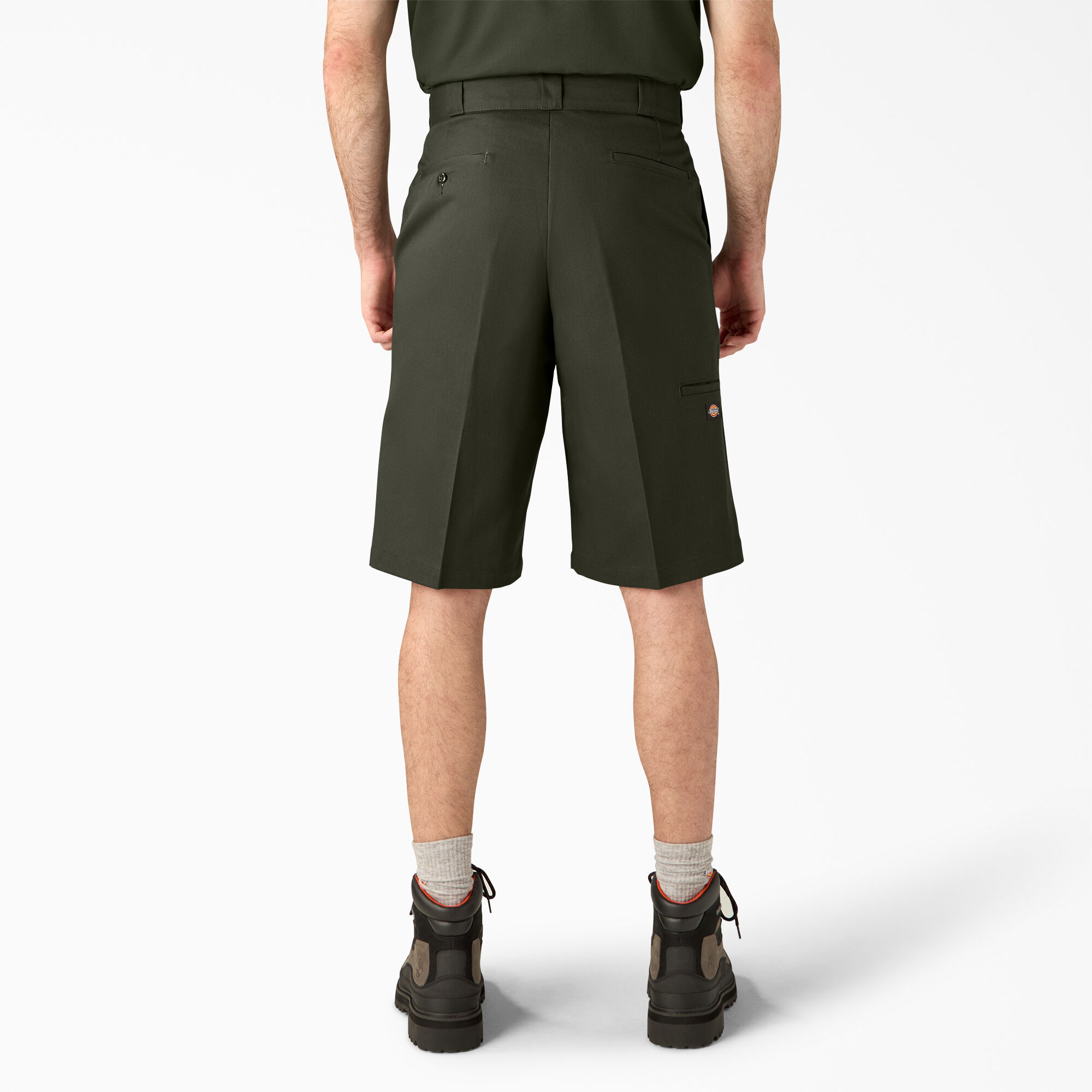 mens loose fit khaki shorts