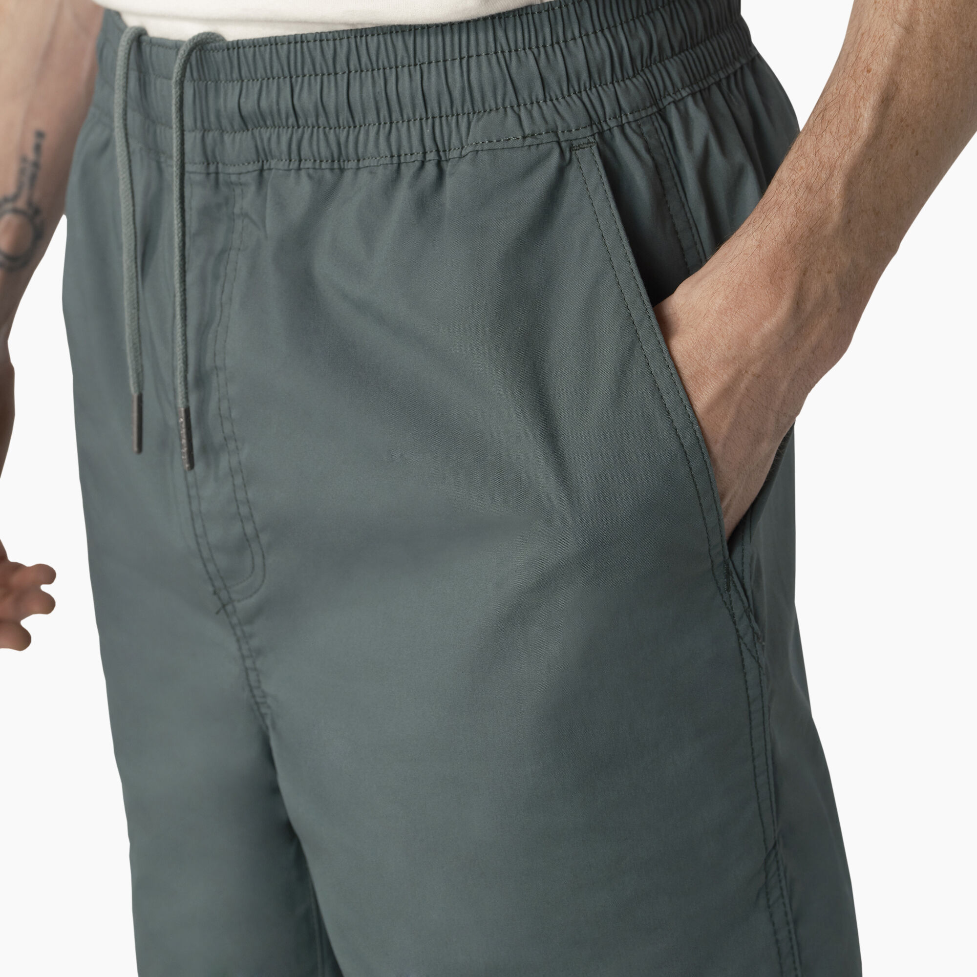 Dickies Skateboarding Grants Pass Relaxed Fit Shorts 9 Dickies US