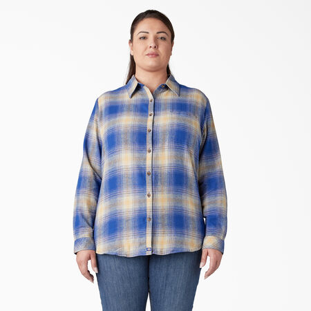 Women&#39;s Plus Long Sleeve Plaid Flannel Shirt - Surf Blue/Fireside Ombre Plaid &#40;C1J&#41;