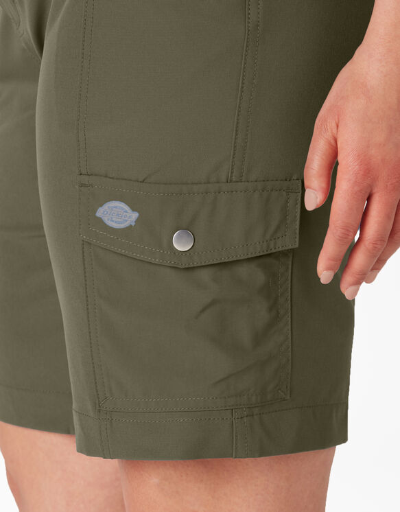 Women&#39;s Plus Cooling Cargo Shorts - Military Green &#40;ML&#41;